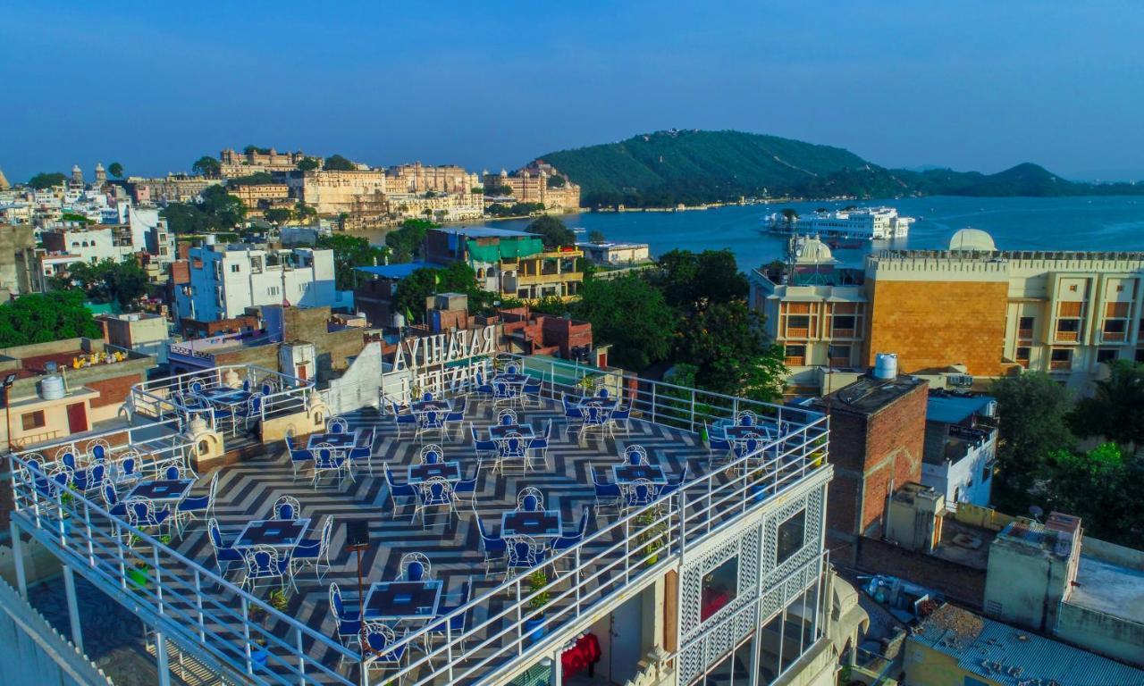 Hotel Rafahiya Haveli *