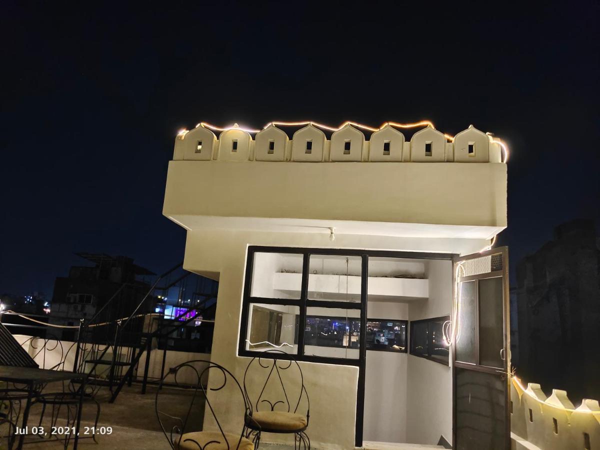The Rustic Monk Hostel Udaipur