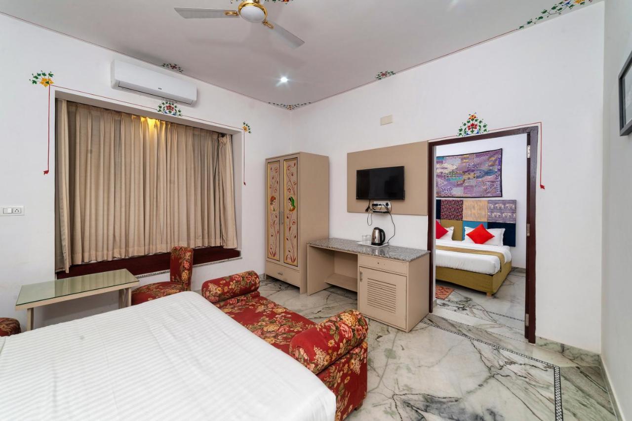 Shiv * Udaipur