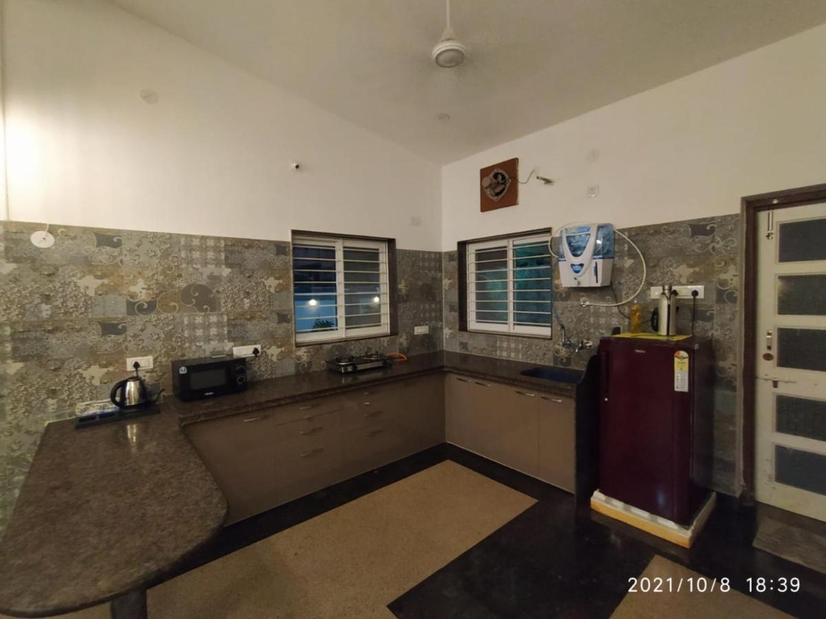 Villa Nine Hill - 2bhk Private With Pool