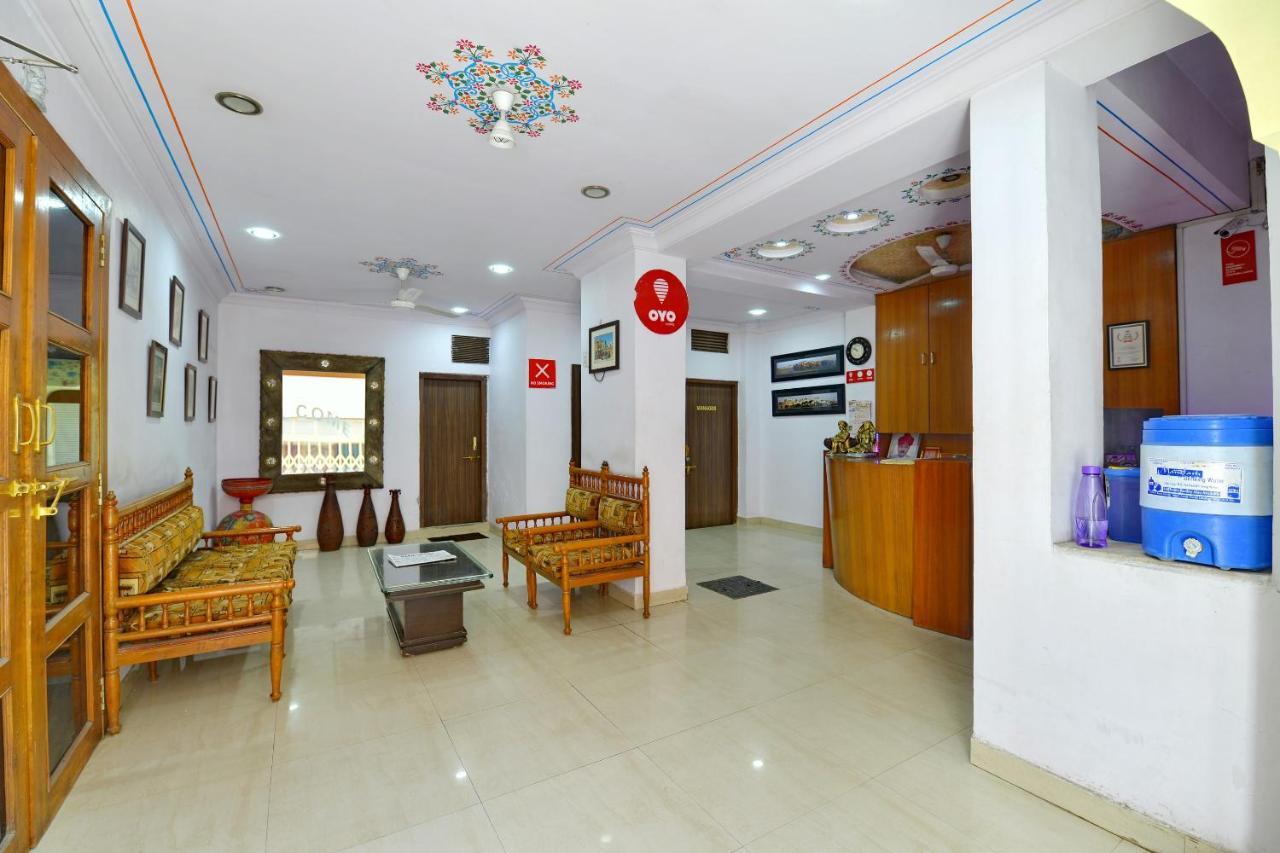 Hotel Oyo Flagship 2421 Hotel The Ishani Udaipur