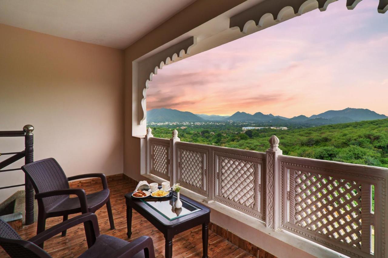 Villa Stayvista At Mewar Mansion *