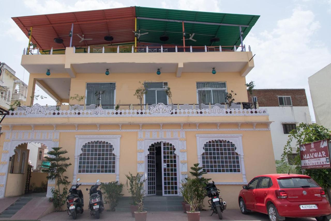 Oyo 14119 Manwar Hotel 3*
