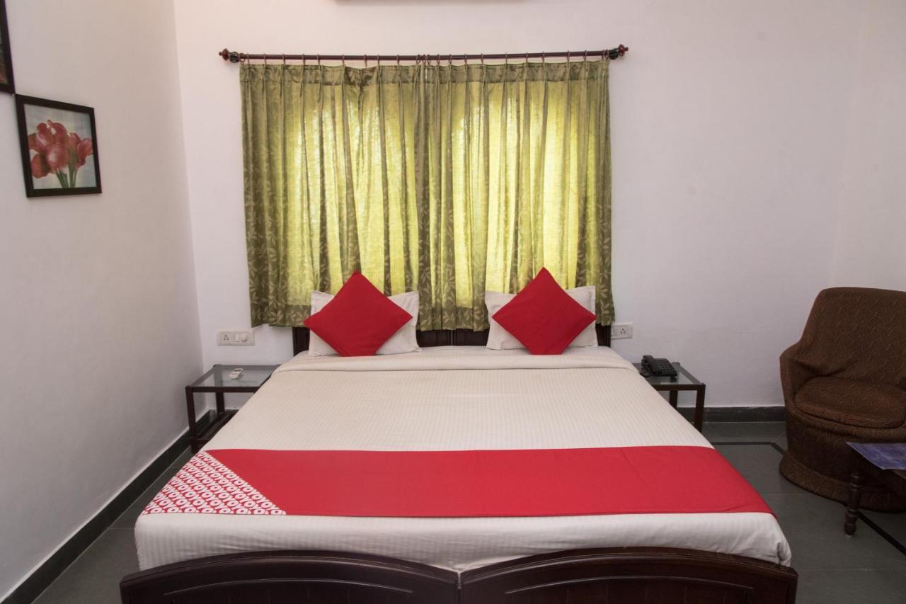 Hotel Oyo 14119 Manwar Udaipur