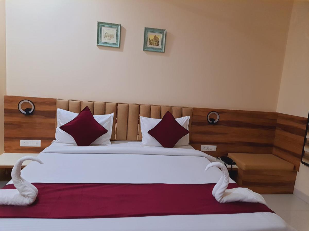 Amore Hotel 3*