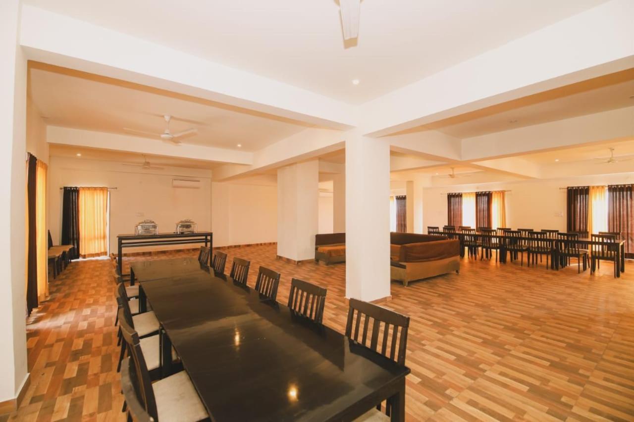 Hotel Dosa Plaza Udaipur