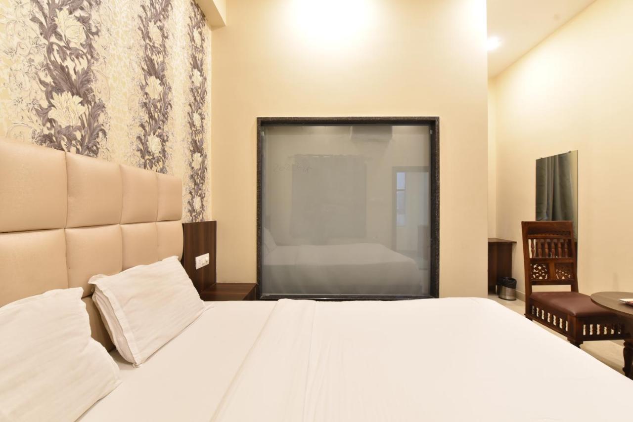 Hotel Dosa Plaza *
