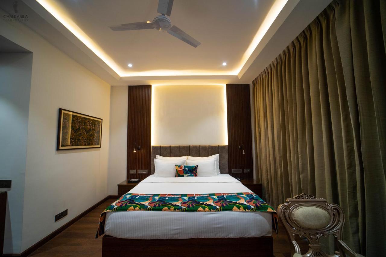 Aura Boutique 4*