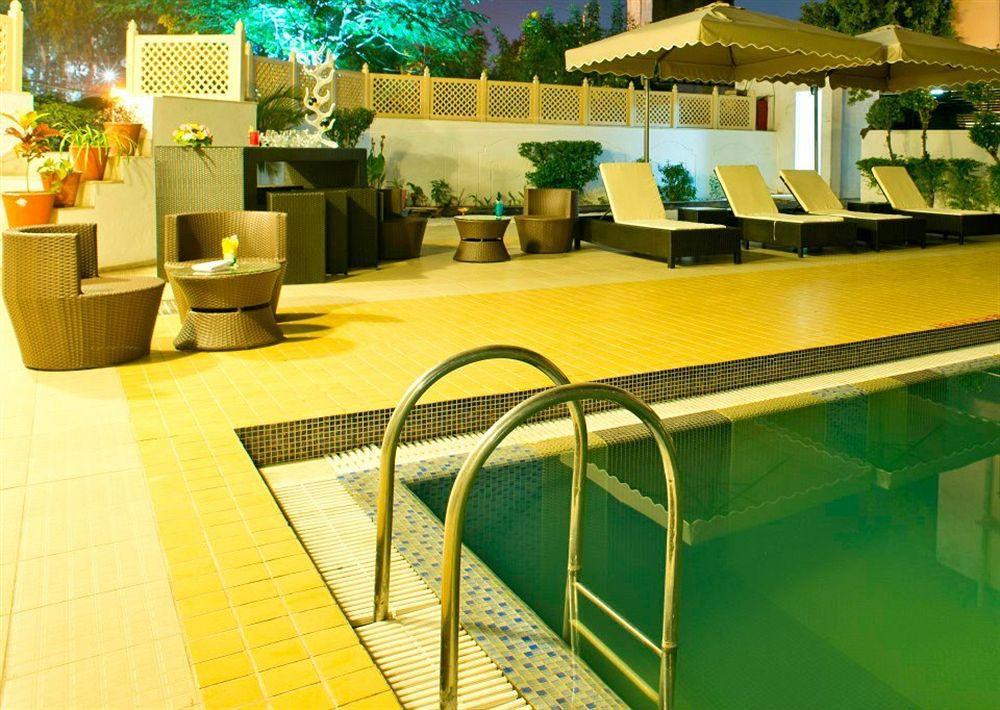 Golden Tulip 3*