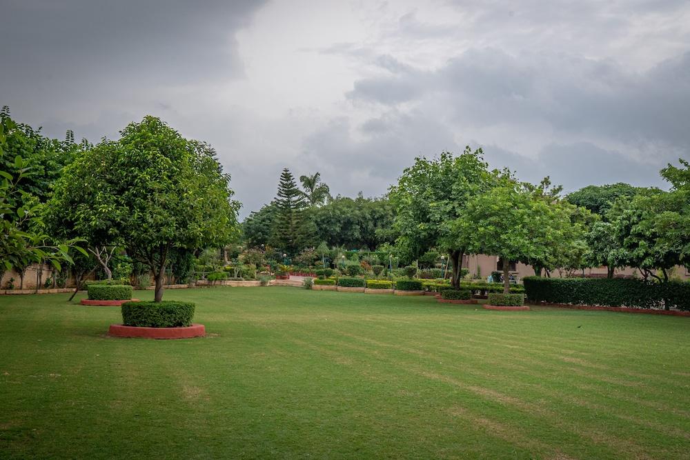 Araliayas & Resort Udaipur