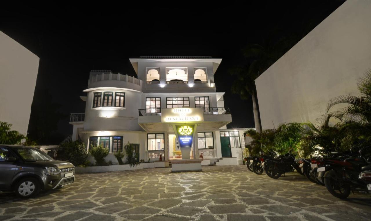 Hotel Treebo The Regal House, Near Fateh Sagar Udaipur