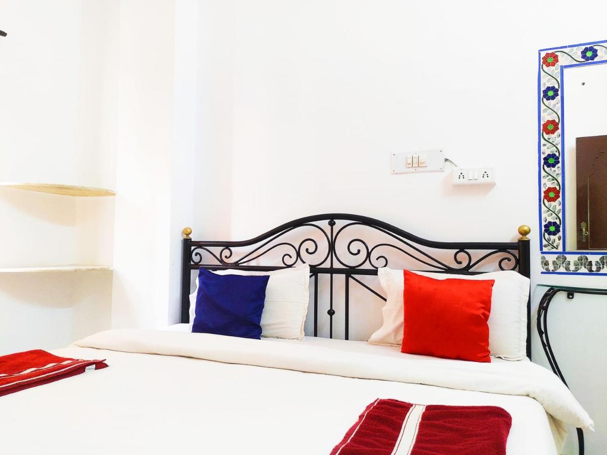 Hotel Minerwa On Lake Pichola