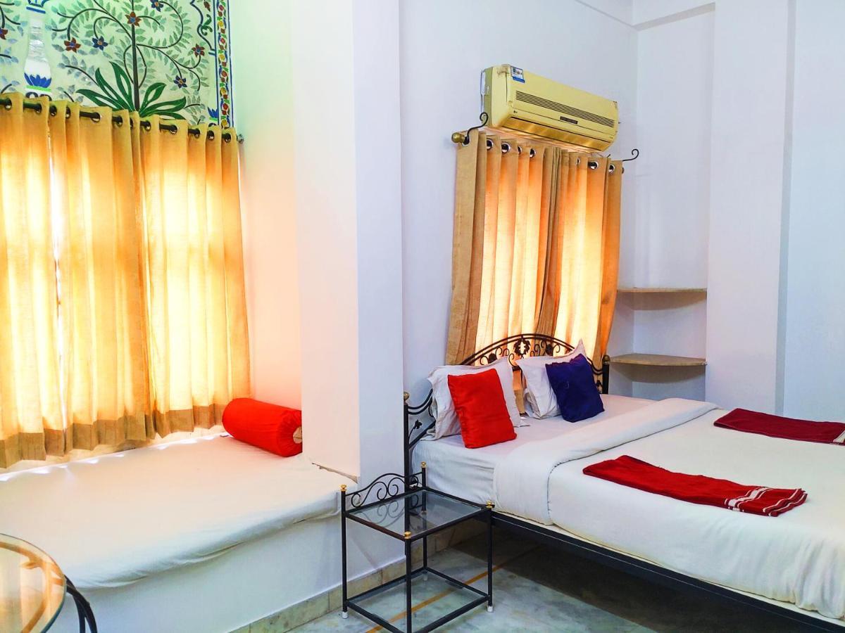 Minerwa On Lake Pichola Hotel Udaipur