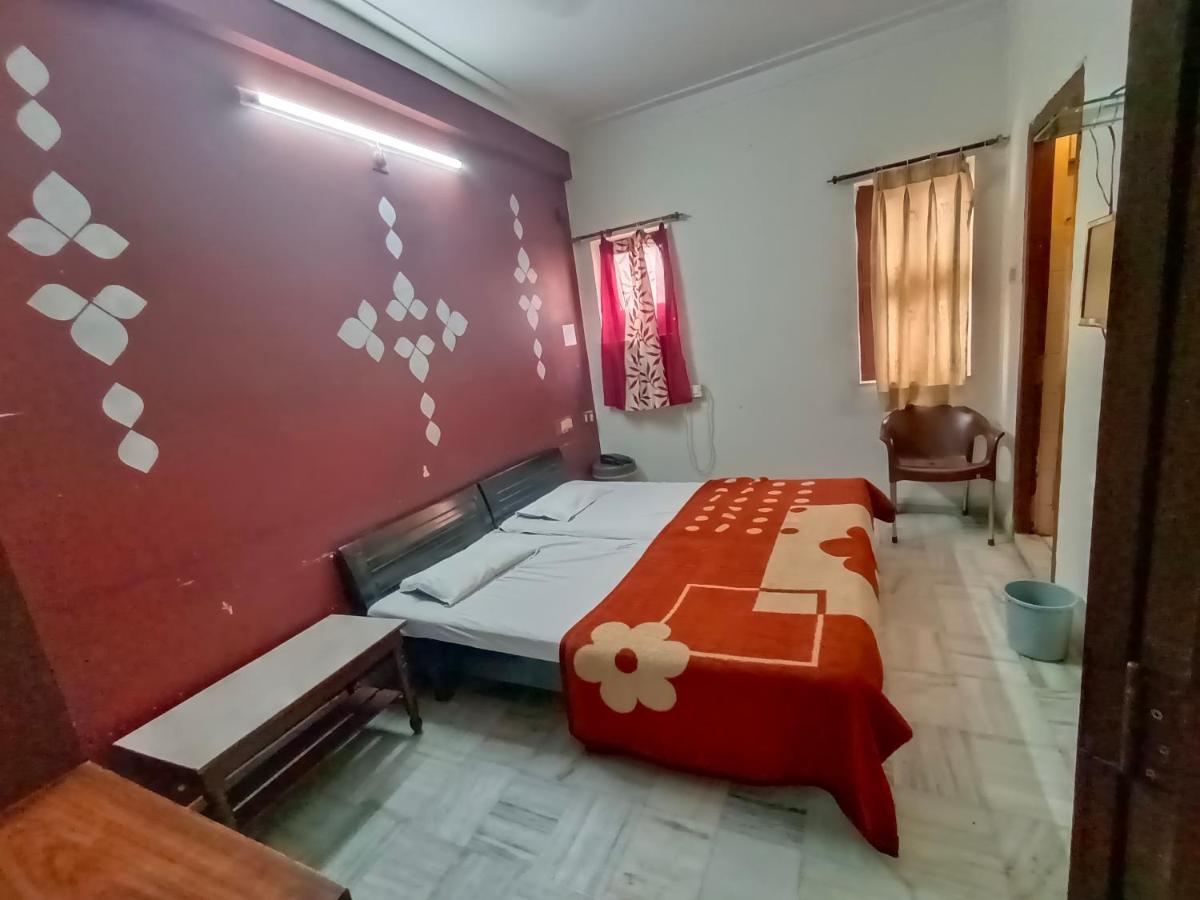 Hotel Shubham *