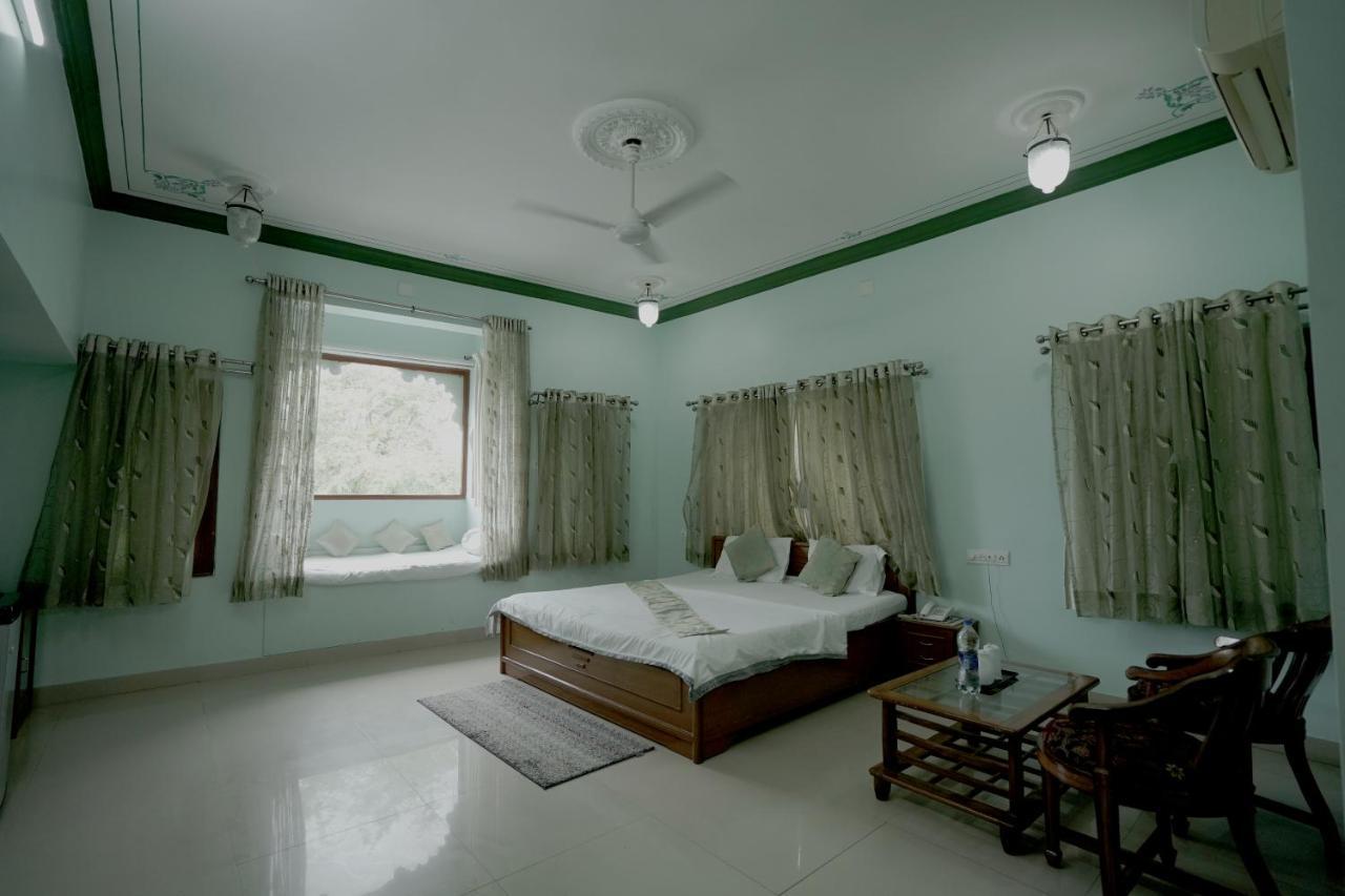Hotel Devendragarh - A Boutique Facing On Fateh Sagar 3*