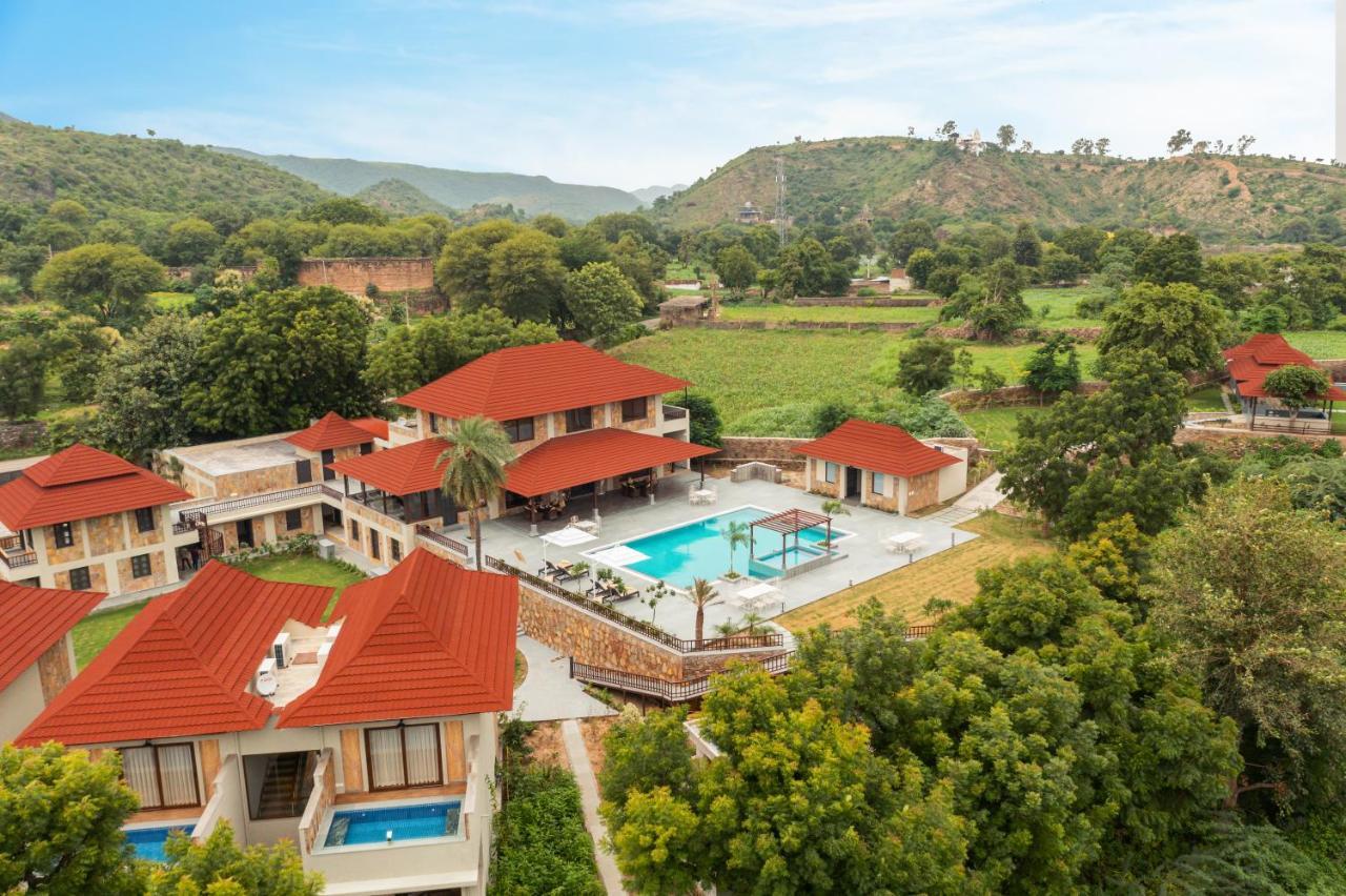 Sarasiruham - Private Pool In 5*
