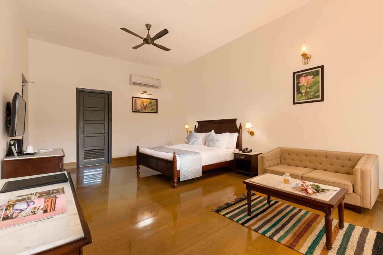 Resort Sarasiruham - Private Pool In 5*