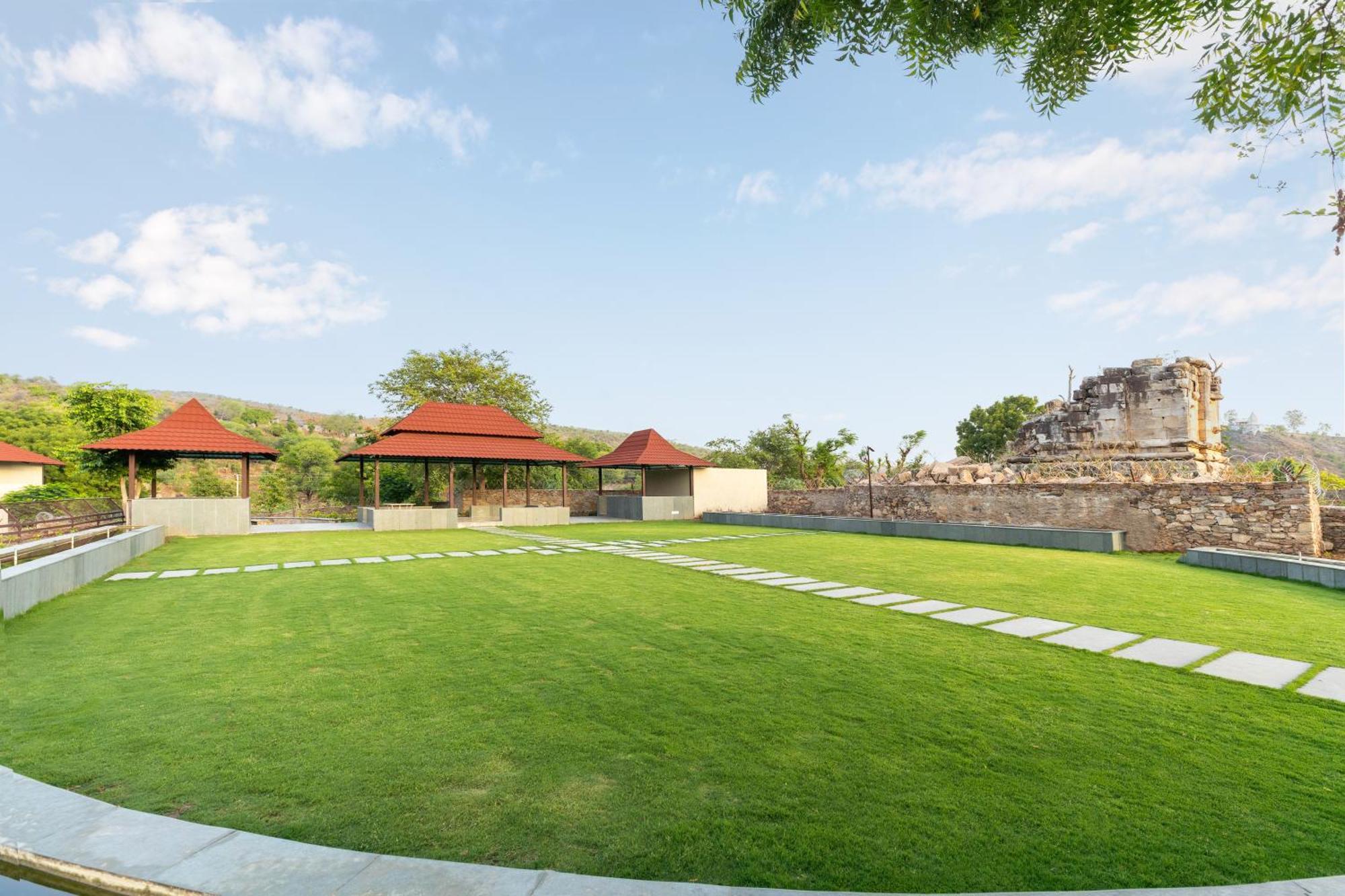 Sarasiruham - Private Pool In Udaipur