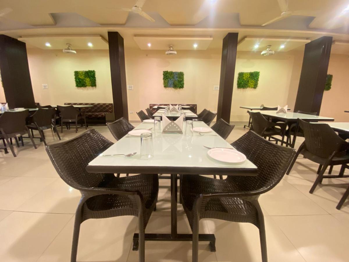 Hotel Ace Plaza Udaipur