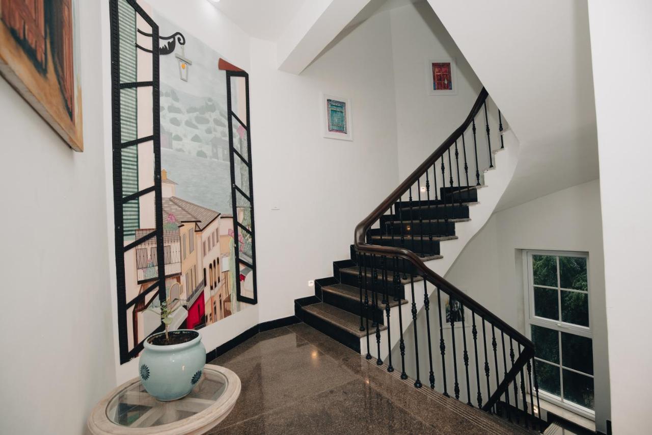 Amizunie's Boutique By Ssaz Hospitality