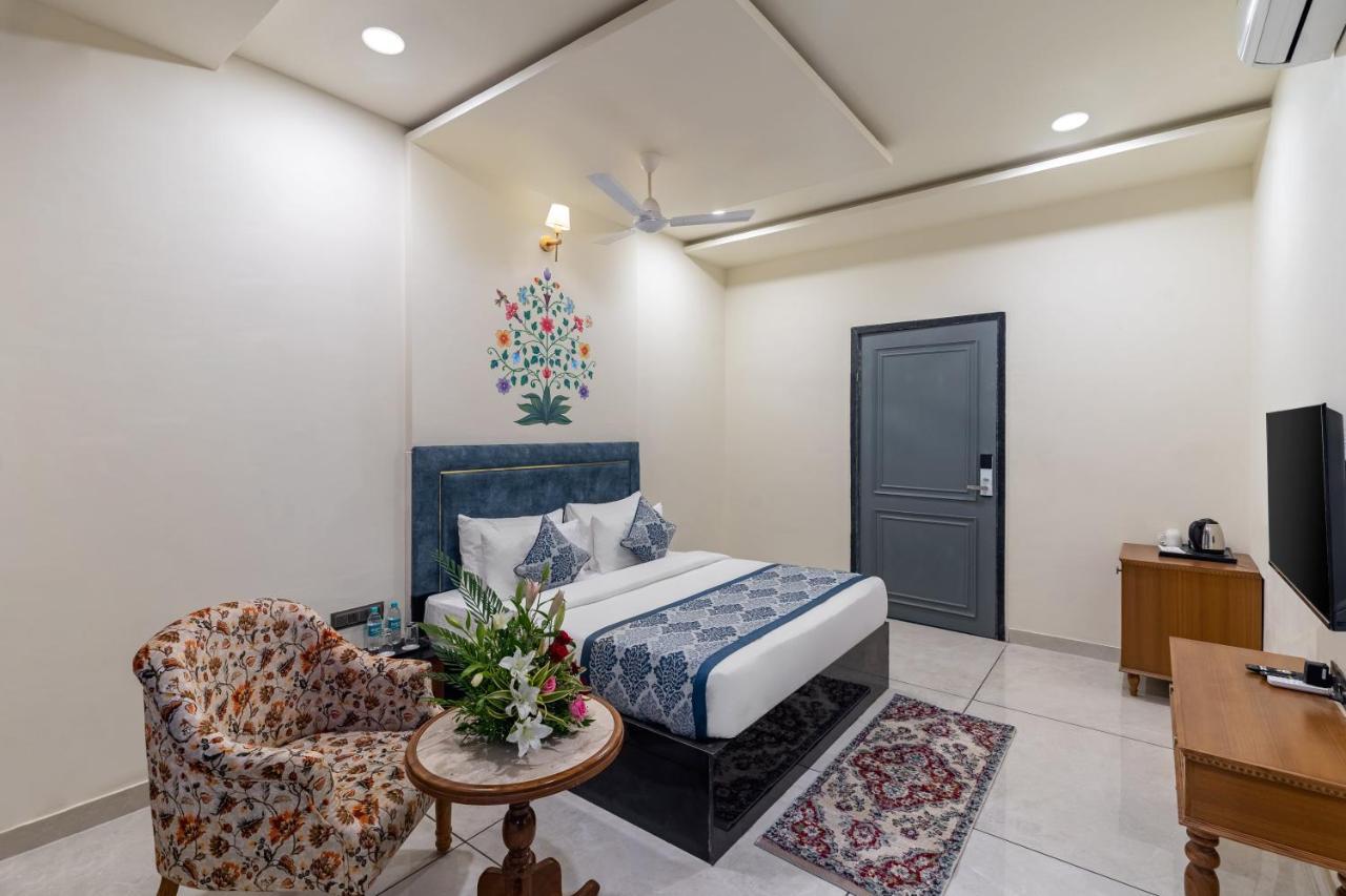 Resort Traavista Aravali Mahal Udaipur