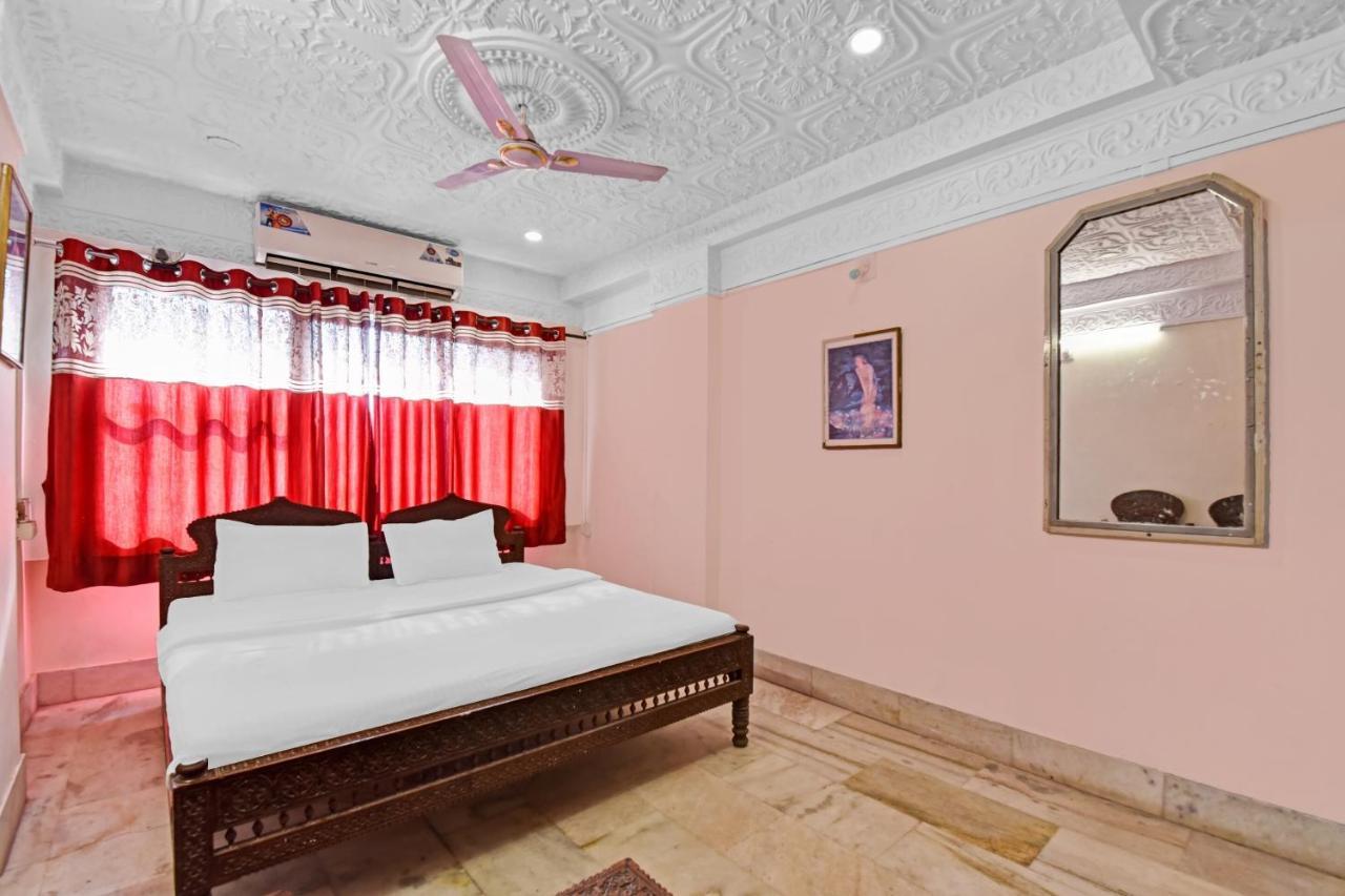Hotel Collection O 85061 Welcome Udaipur