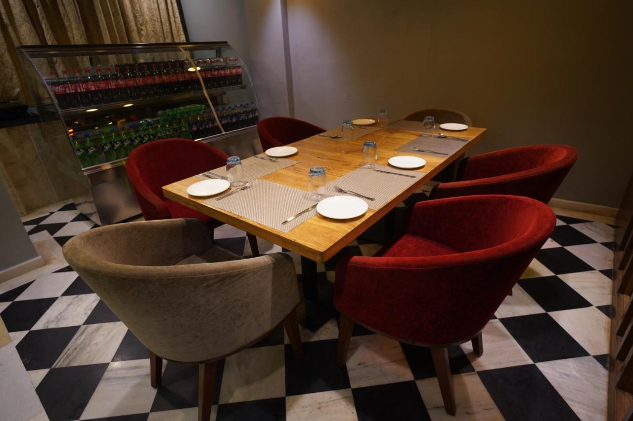Hotel Fabhotel Naivara Boutique Udaipur