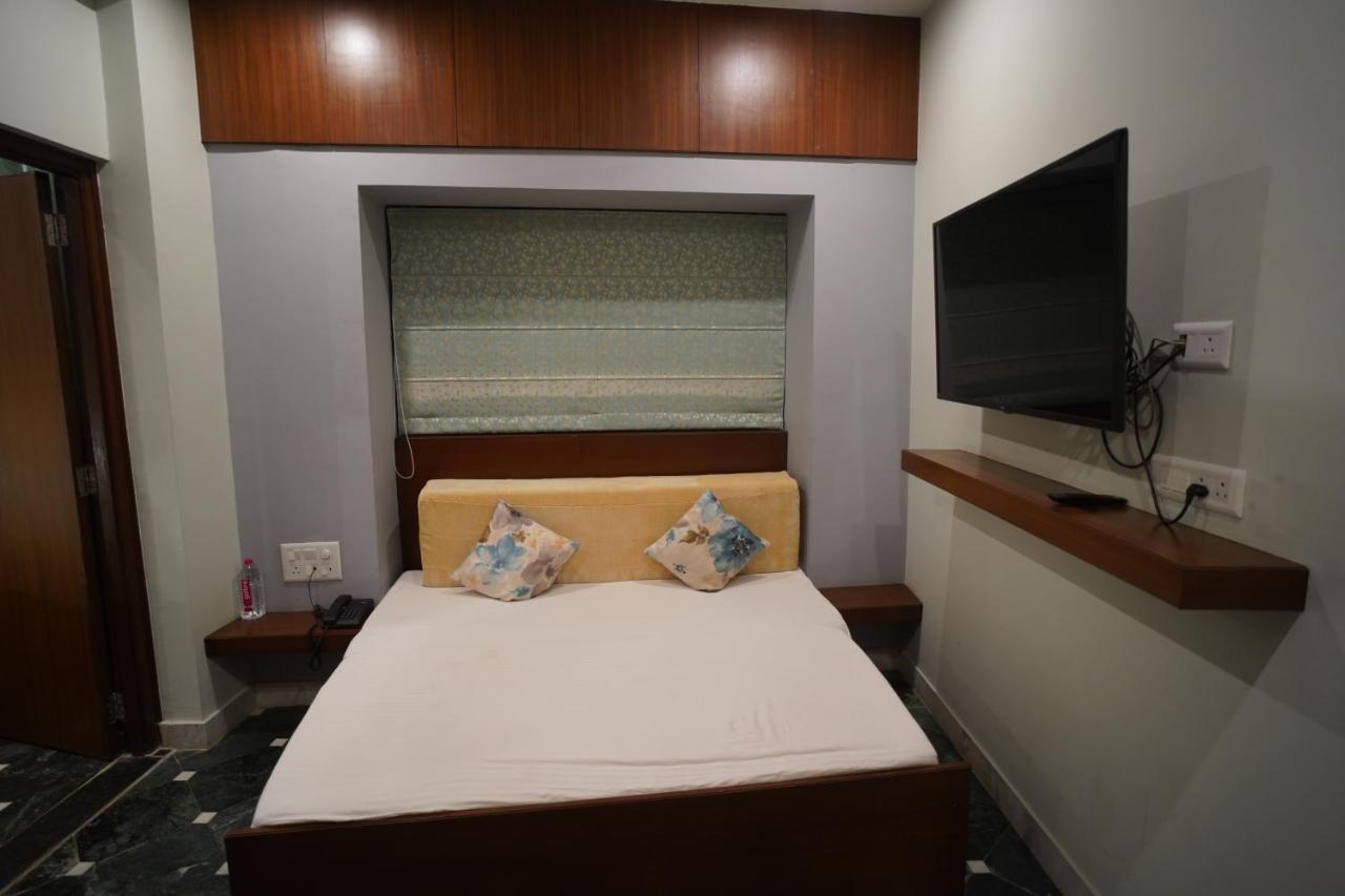 Fabhotel Naivara Boutique Hotel Udaipur