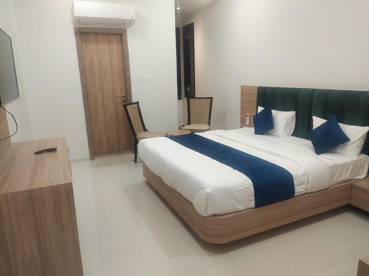 Hotel Babuji Jodhpur Palace 3*