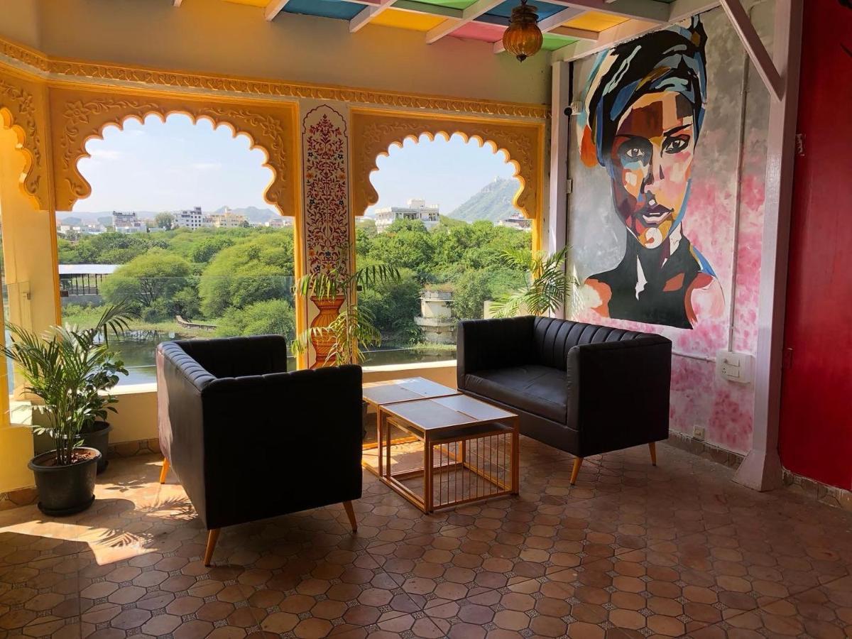 Haveli Jai Durga At Pichola Lake Udaipur