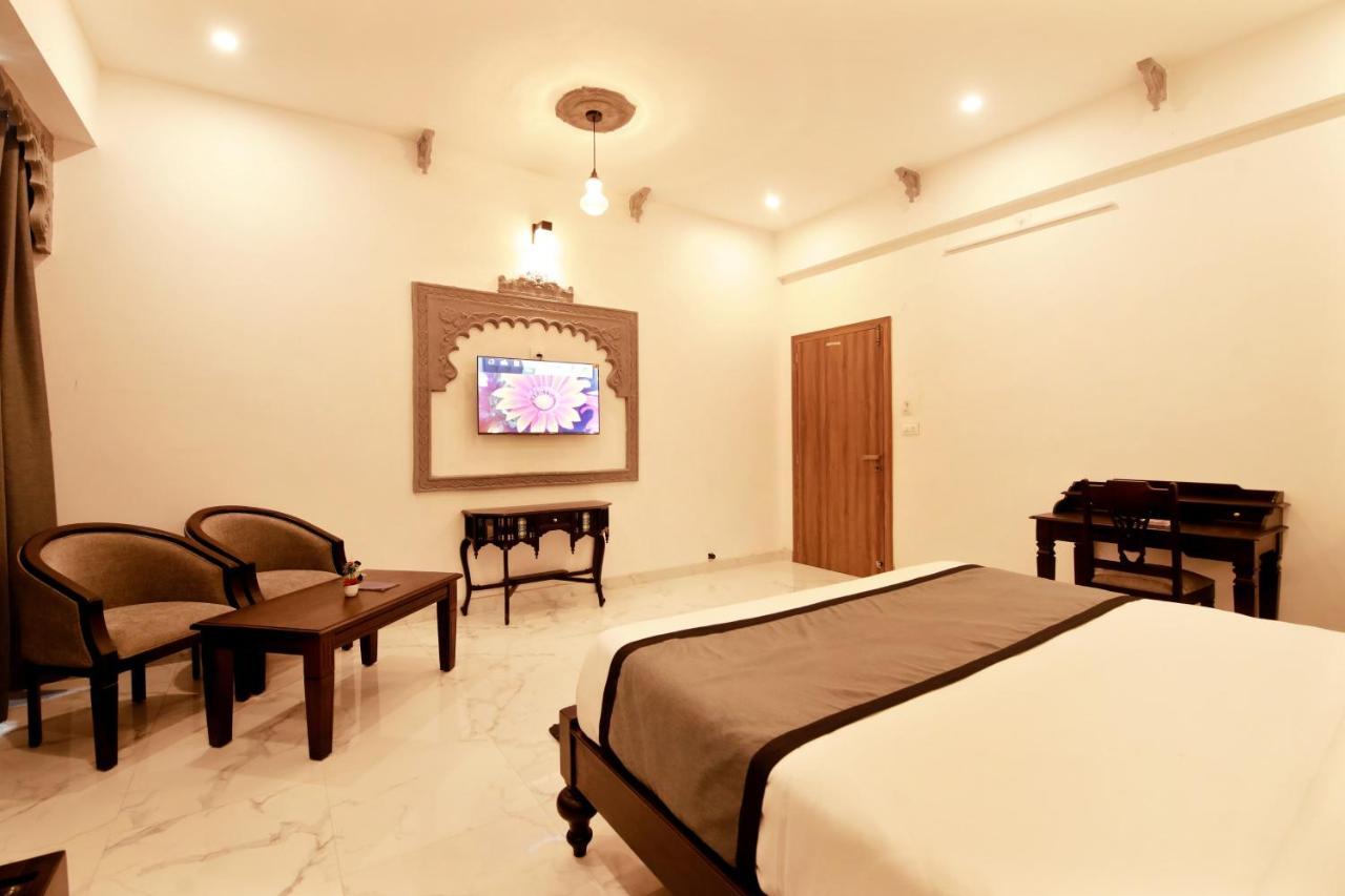 Resort The Kanchangarh 3*