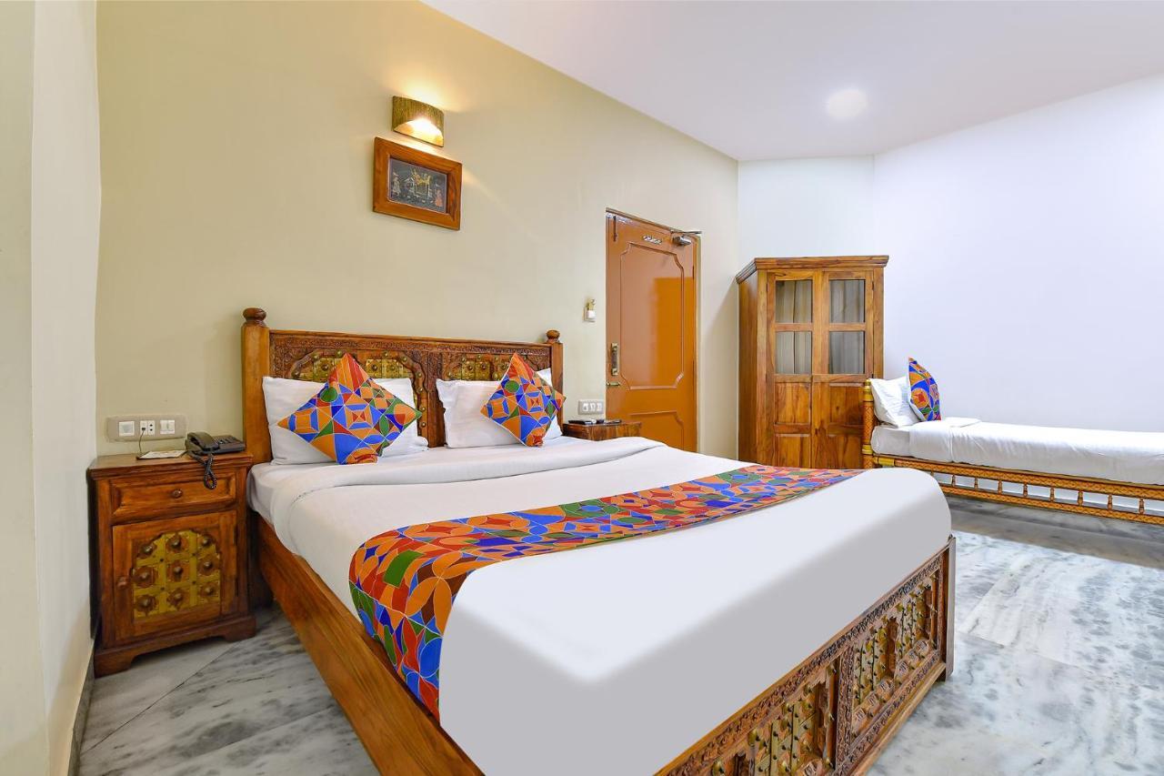 Fabhotel Prime Empire Palace