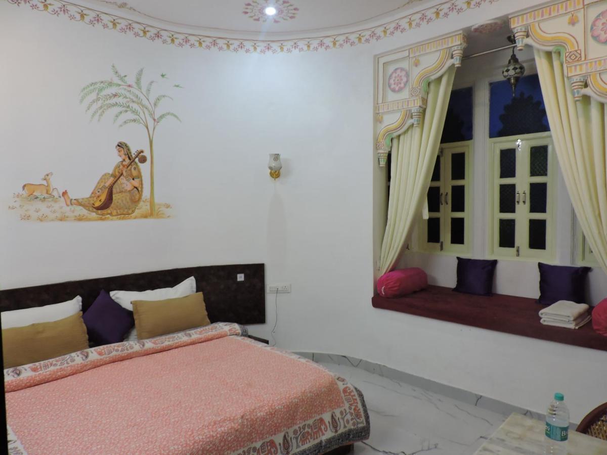 Ushaan Haveli *