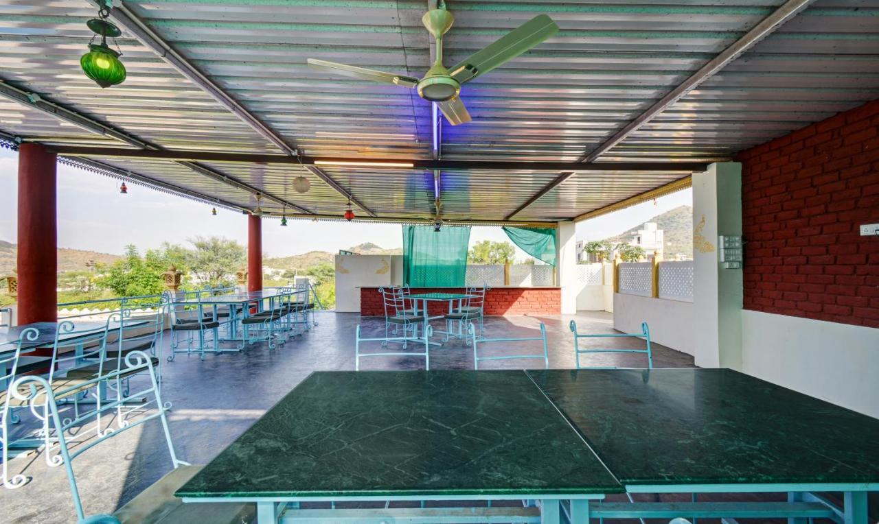 Hotel Treebo Trend The Lavit Malhar With Mountain View