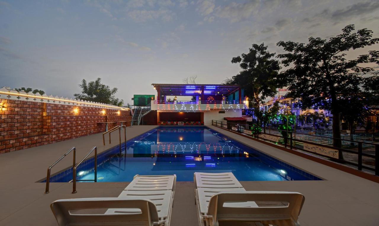 Treebo Trend The Lavit Malhar With Mountain View 3*