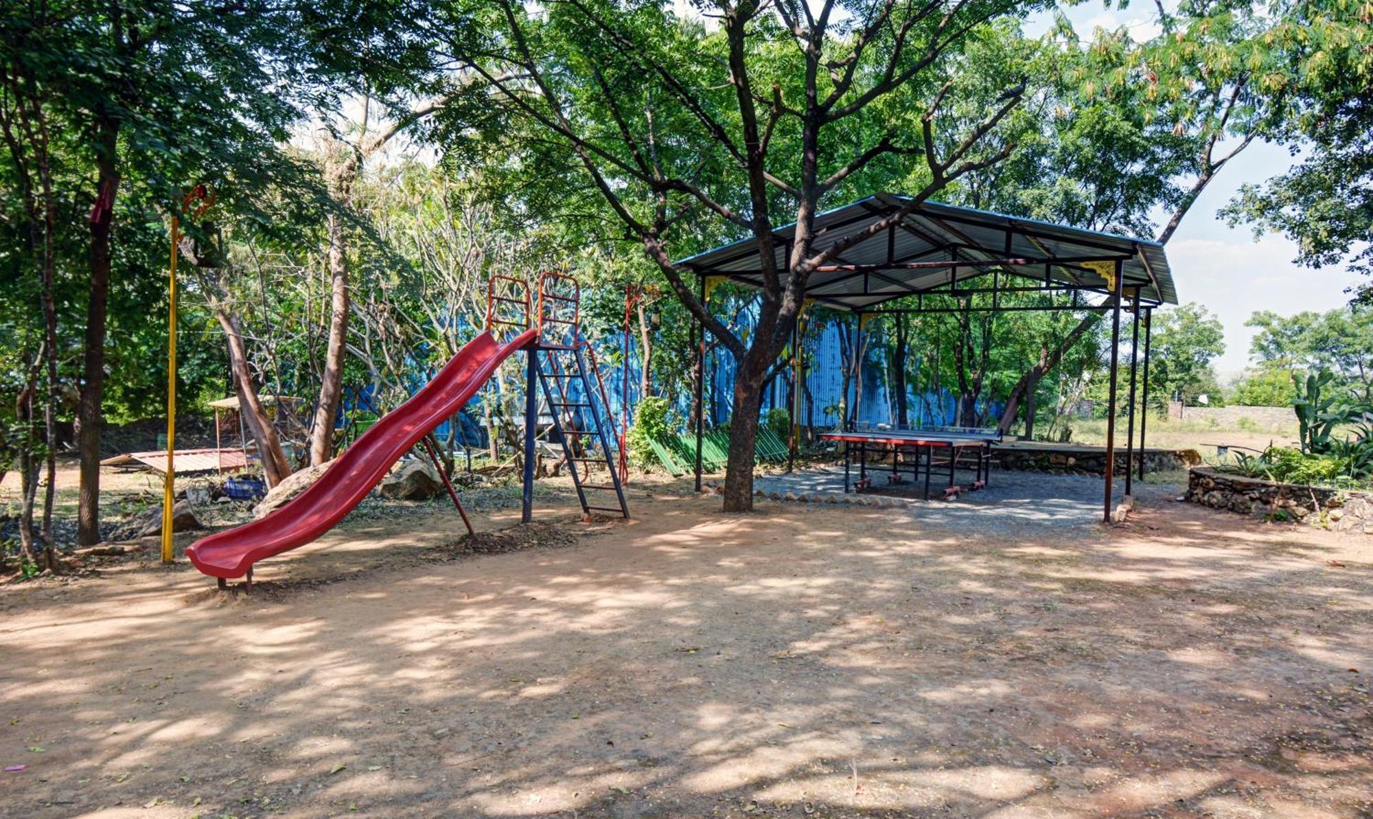 Treebo Trend The Lavit Malhar With Mountain View 3*
