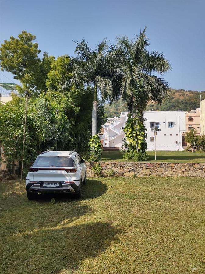 Homestay The Rukmani & Garden