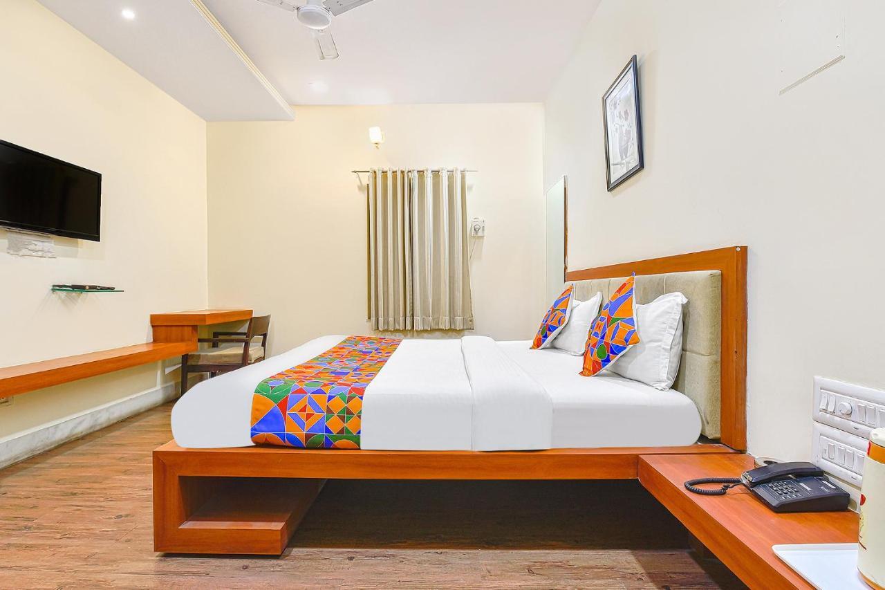 Hotel Collection O Royal Icon 3*