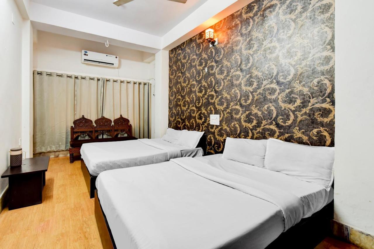 Collection O 85061 Welcome Hotel 3*