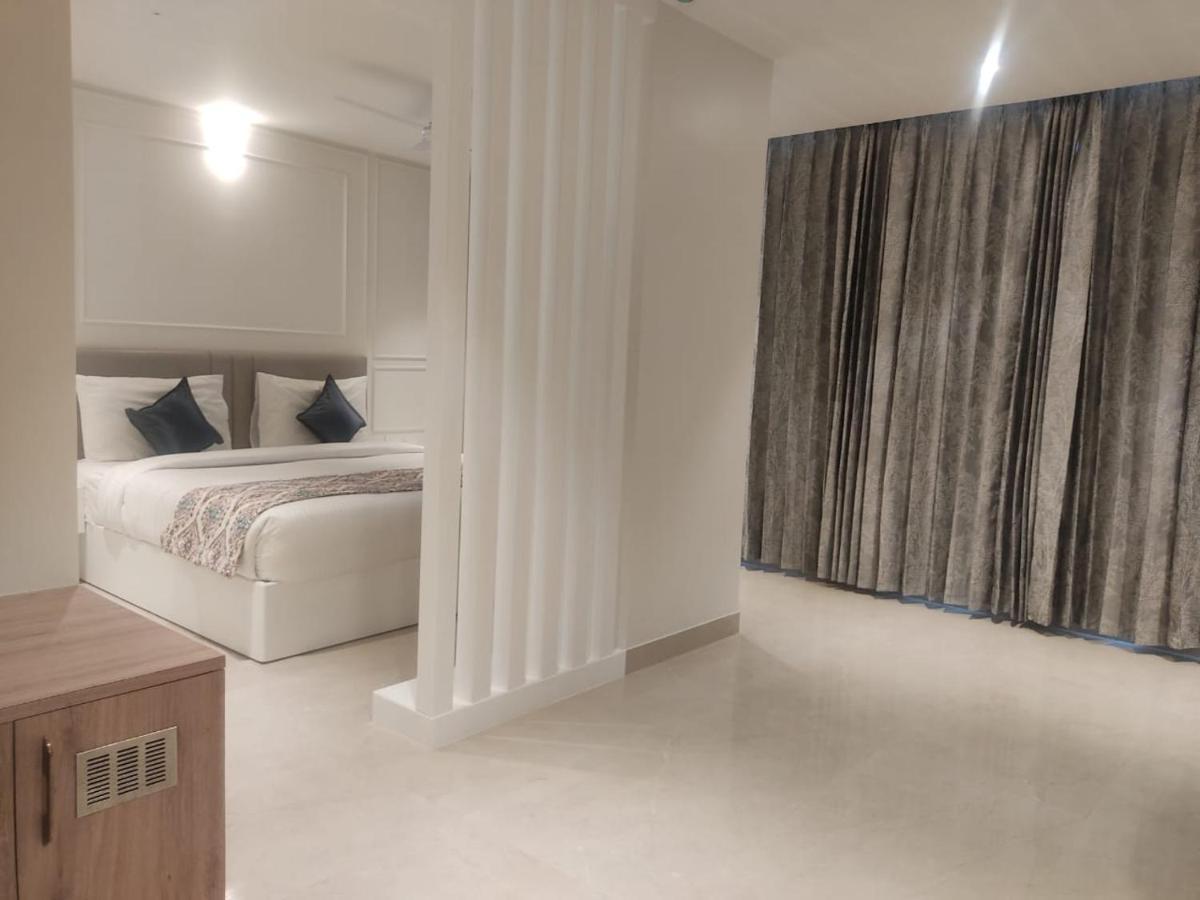 Mumbai House Express 3*