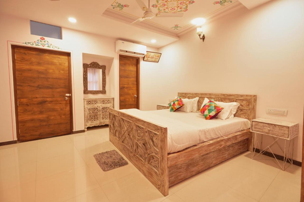 Neev Haweli Guest house
