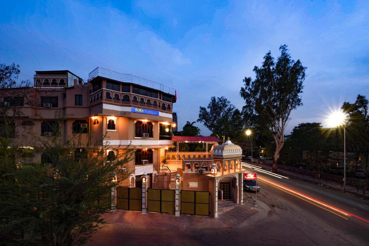 Fabhotel Prime Empire Palace Hotel 3*