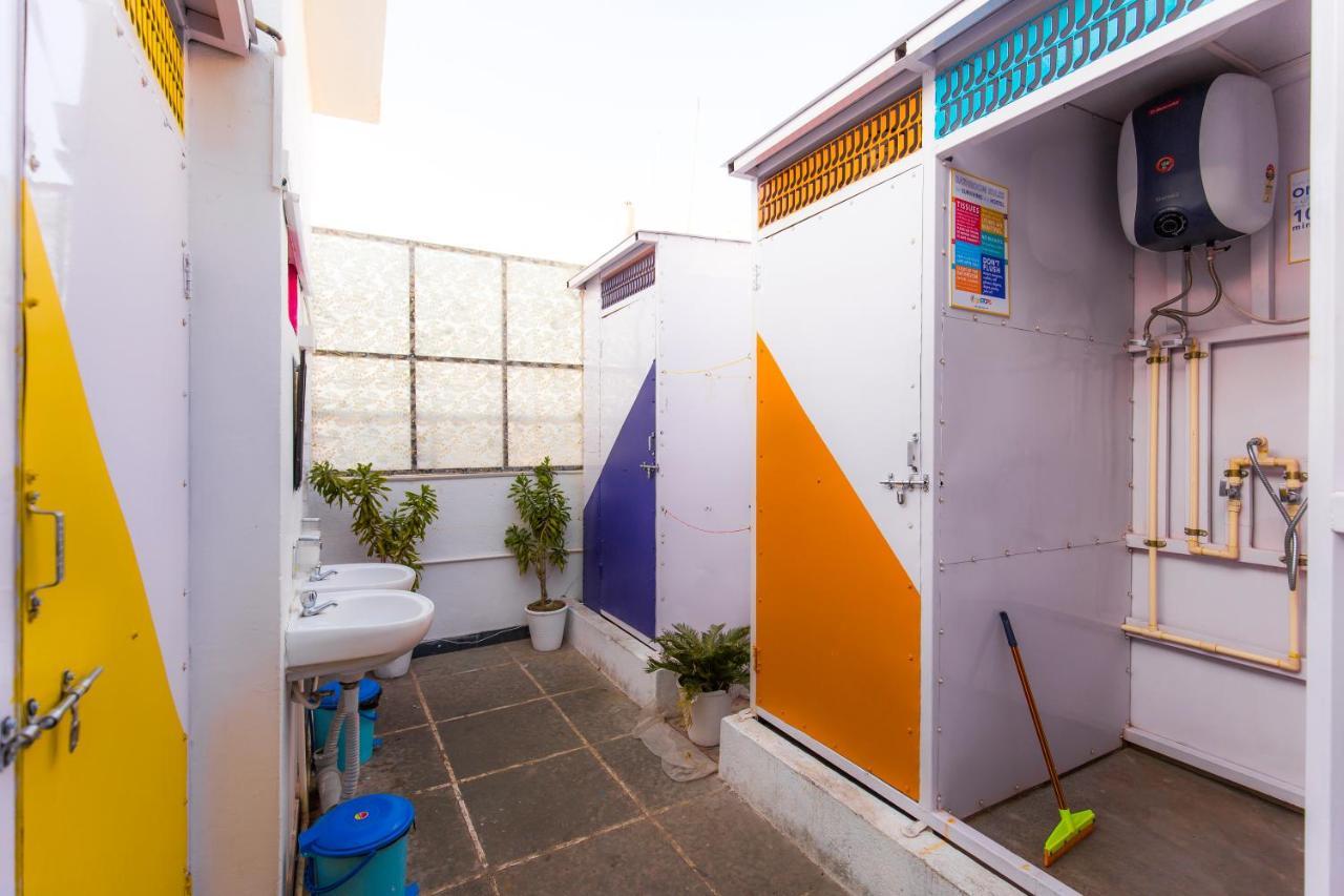 Gostops Hostel *