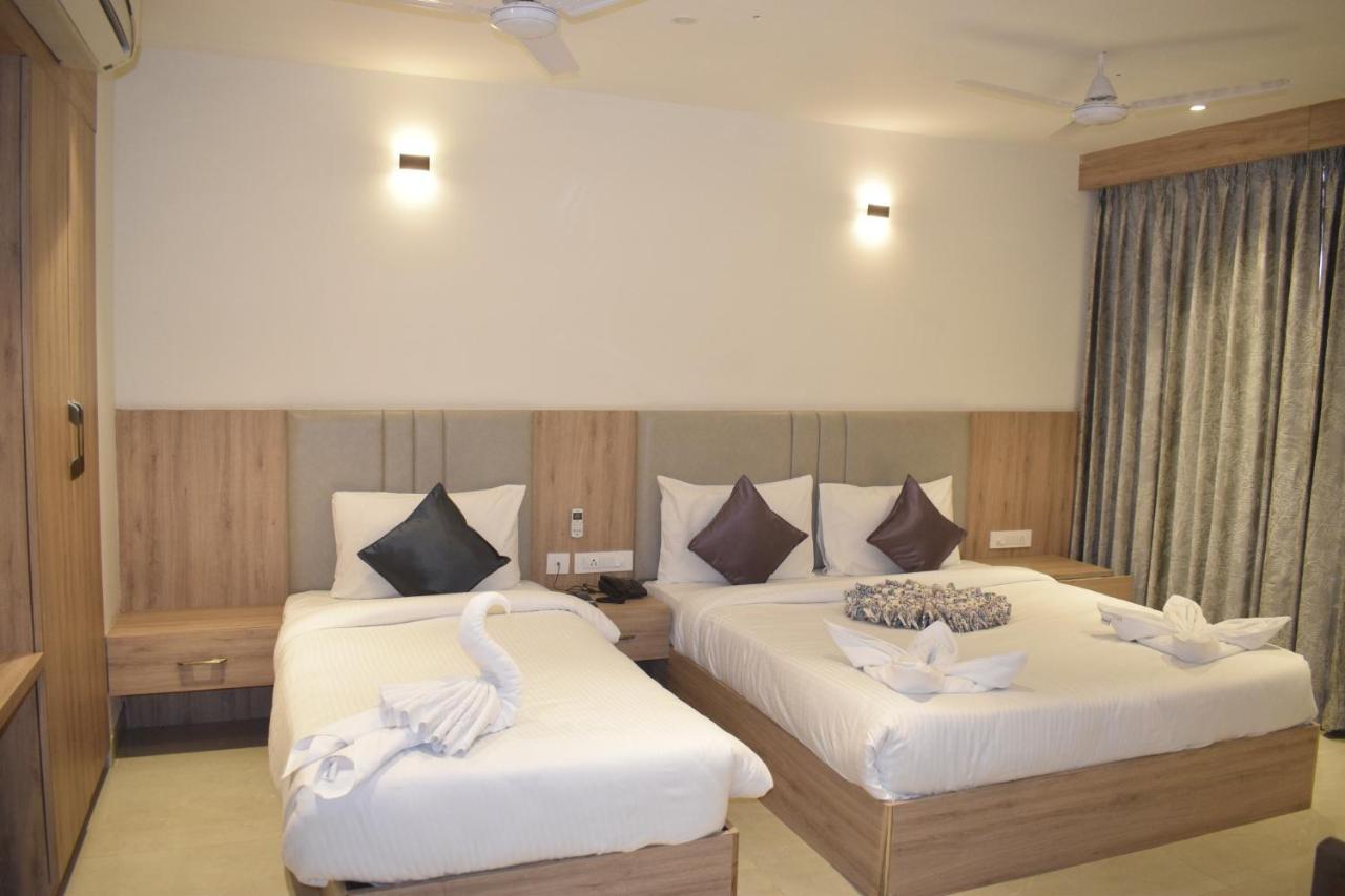 Mumbai House Express Hotel 3*