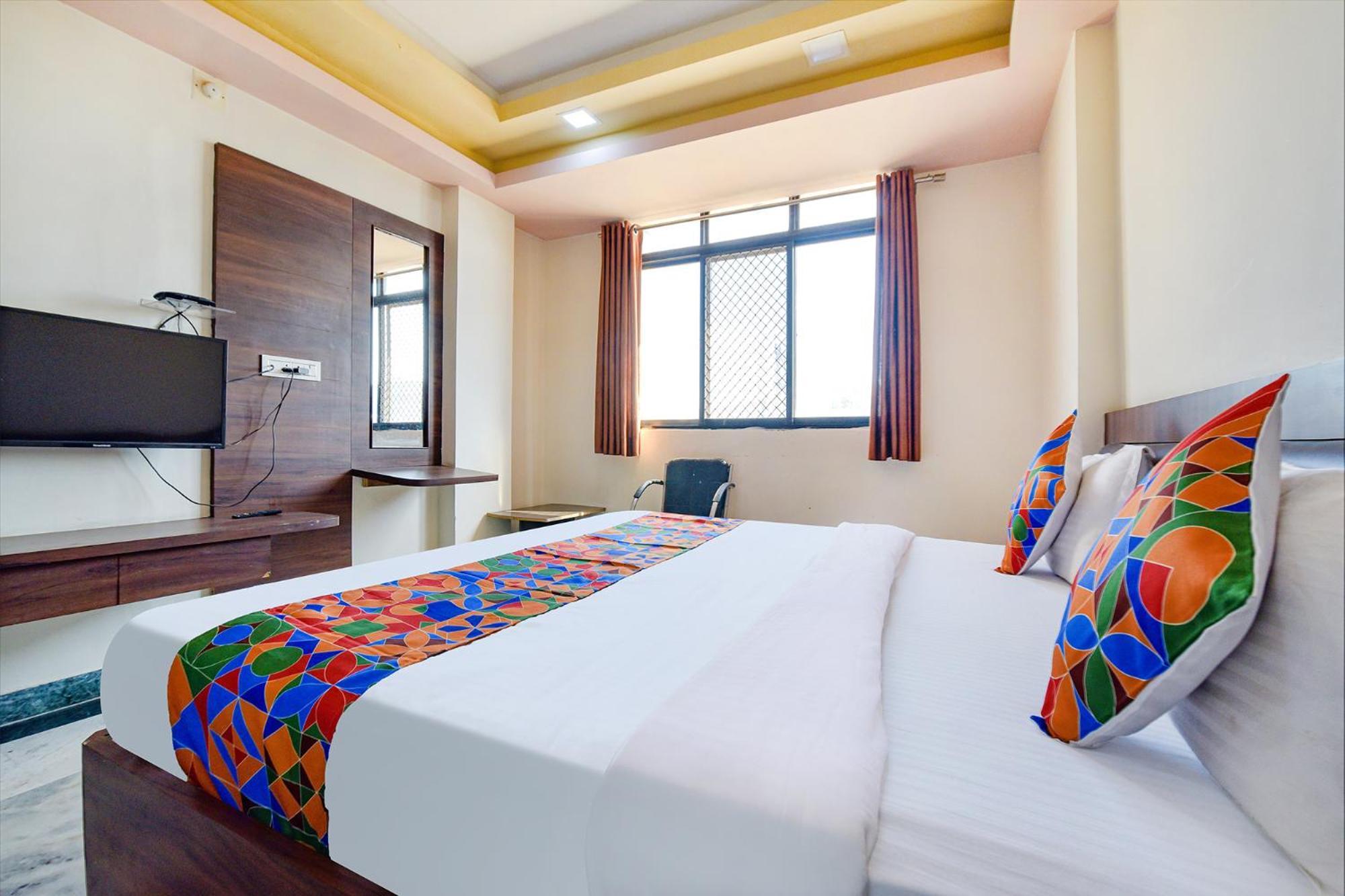 Fabhotel The Sunrise 3*