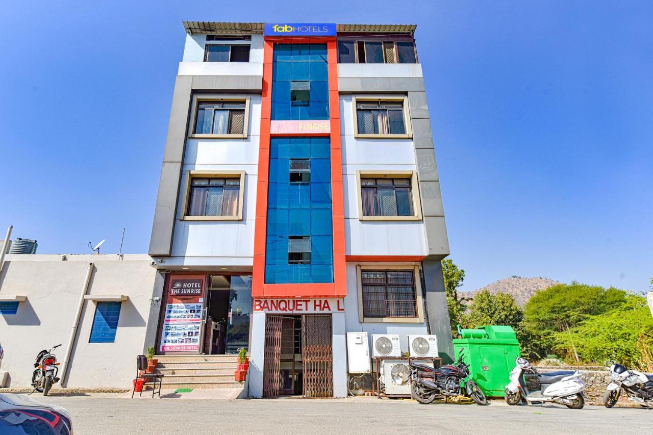 Fabhotel The Sunrise Hotel 3*