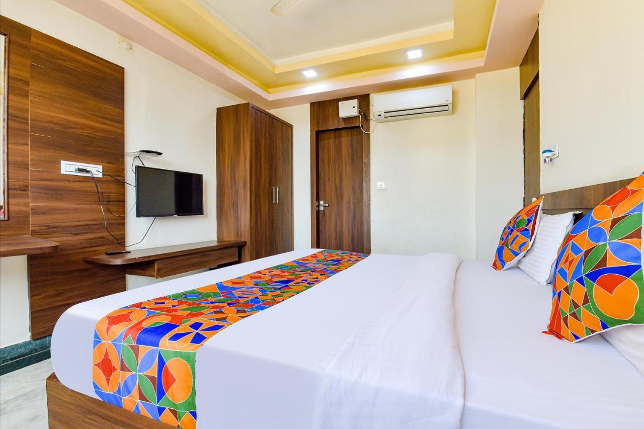 Hotel Fabhotel The Sunrise 3*