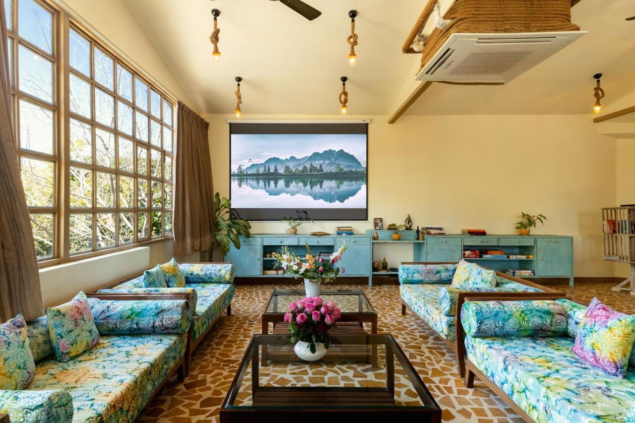 Vatsalya Vihar - A Luxury Pool 5*