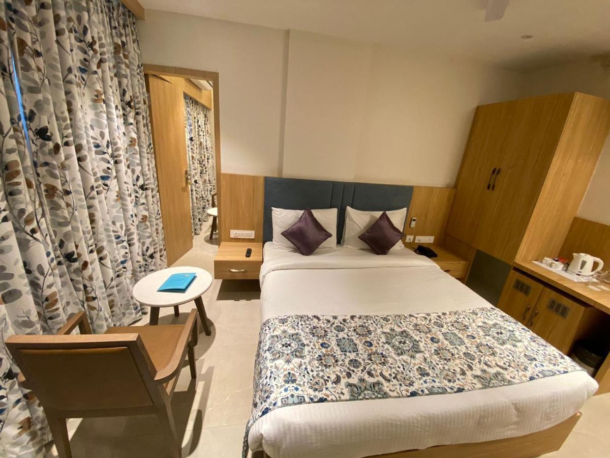 Mumbai House Express Hotel Udaipur