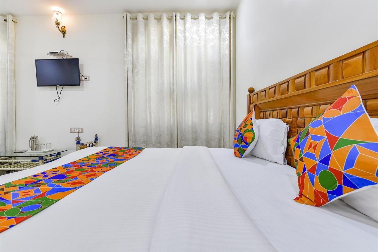 Fabhotel Prime Empire Palace 3*